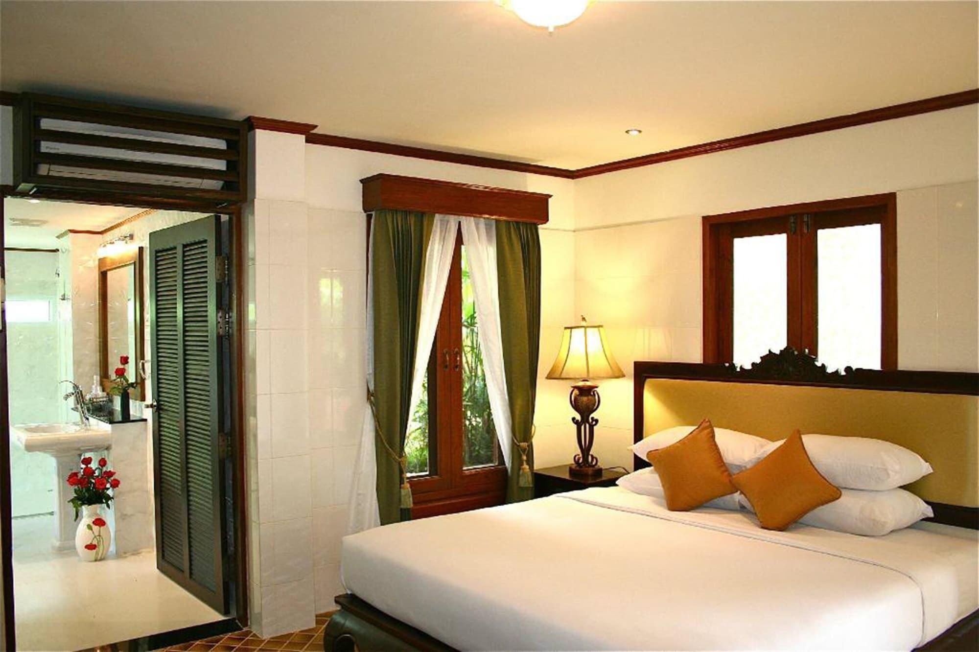 Oriental Siam Resort - Sha Extra Plus Certified Chiang Mai Exteriör bild