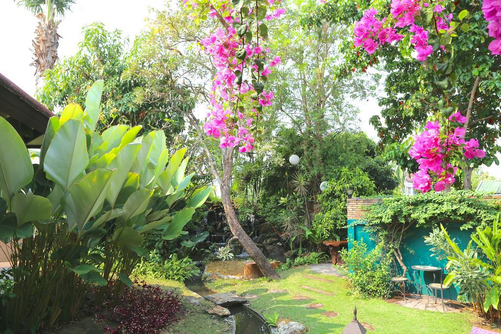 Oriental Siam Resort - Sha Extra Plus Certified Chiang Mai Exteriör bild